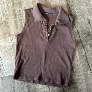 Brandy Melville Brown sleeveless three button collared top one size